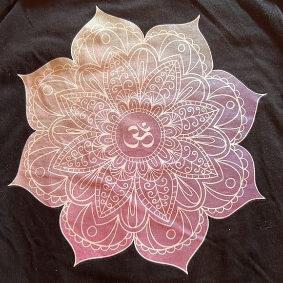 Cafe Press Maternity Shirt with Side Ruching - Picture 3 of 5